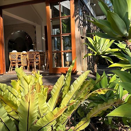 Palm Beach Bed & Breakfast ภายนอก รูปภาพ